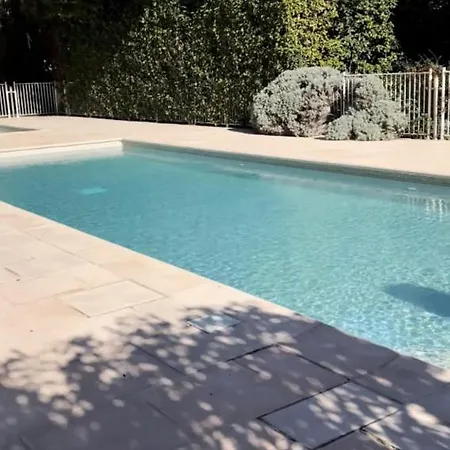 Apartment Toit Terrasse Dans Avec Piscine