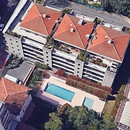 Apartment Toit Terrasse Dans Avec Piscine
