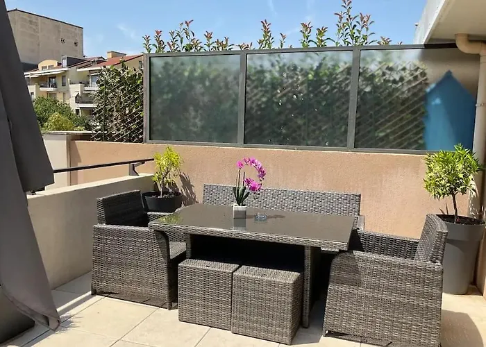 Toit Terrasse Dans Avec Piscine Cannes